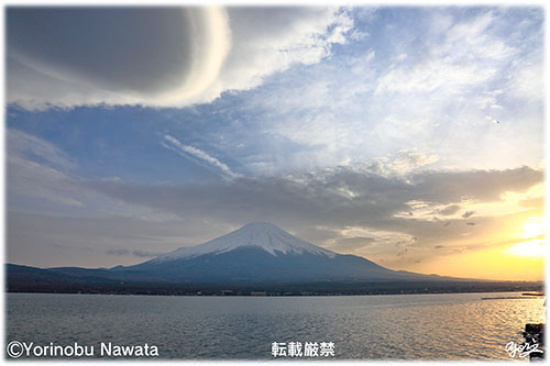 夕陽と富士山／写真転載厳禁・プロ写真家なわたよりのぶ