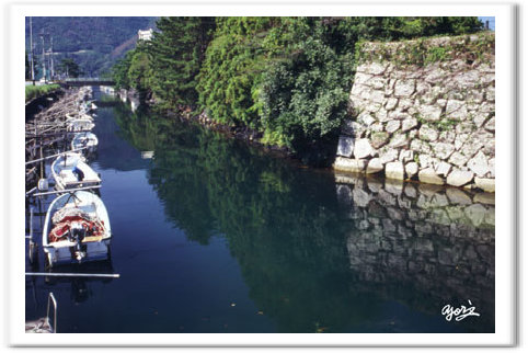 萩城跡と水路風景写真／転載厳禁・プロ写真家なわたよりのぶ